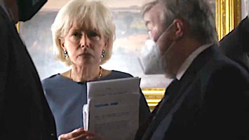 Lesley Stahl with no face mask